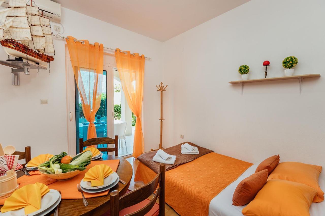 Apartments Cosovic Котор Екстериор снимка